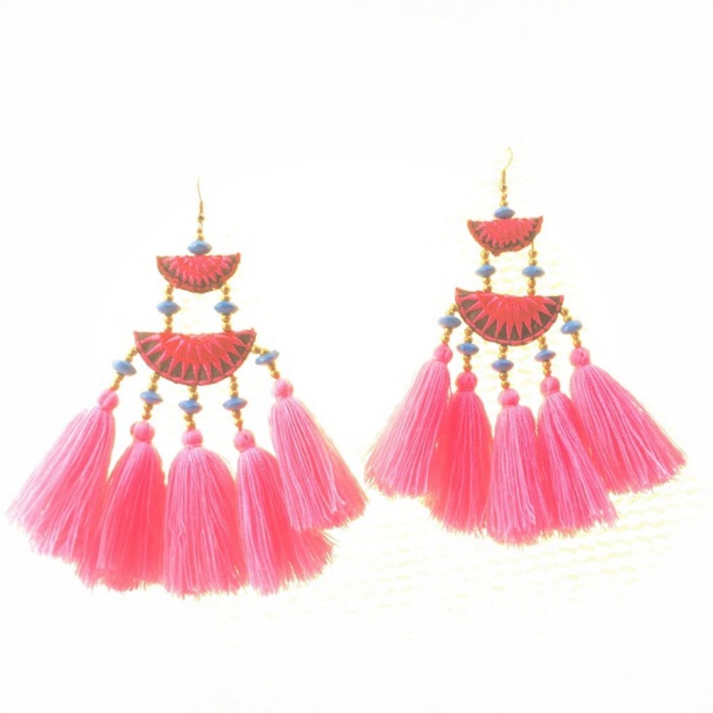 Dangle earrings